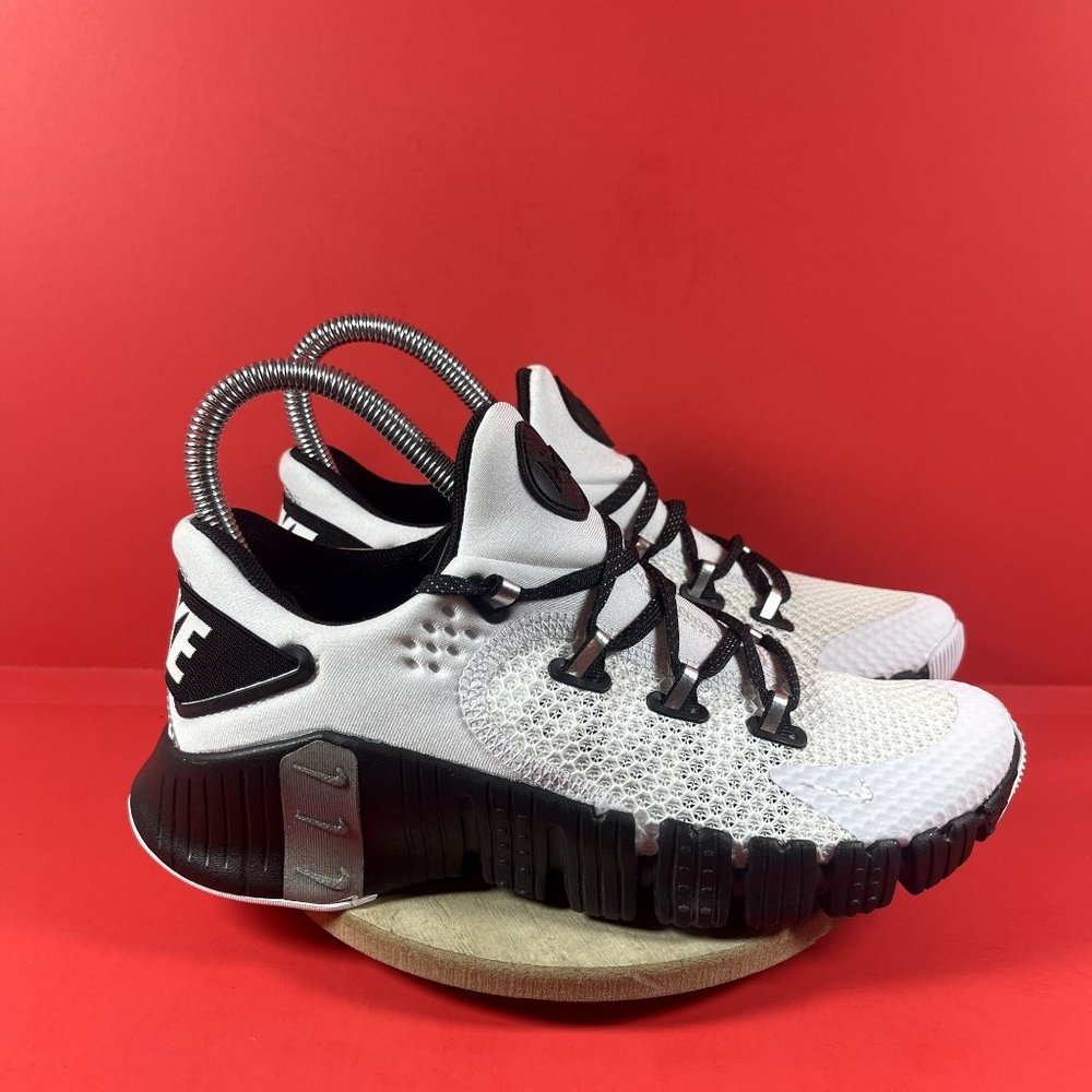 Nike Free Metcon 4 PRM Black/White DQ4678-100 Running Shoes Size 6 NWOB